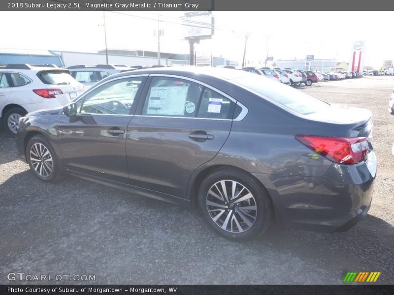 Magnetite Gray Metallic / Titanium Gray 2018 Subaru Legacy 2.5i