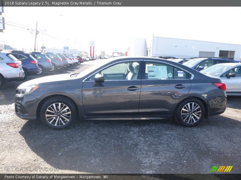 Magnetite Gray Metallic / Titanium Gray 2018 Subaru Legacy 2.5i