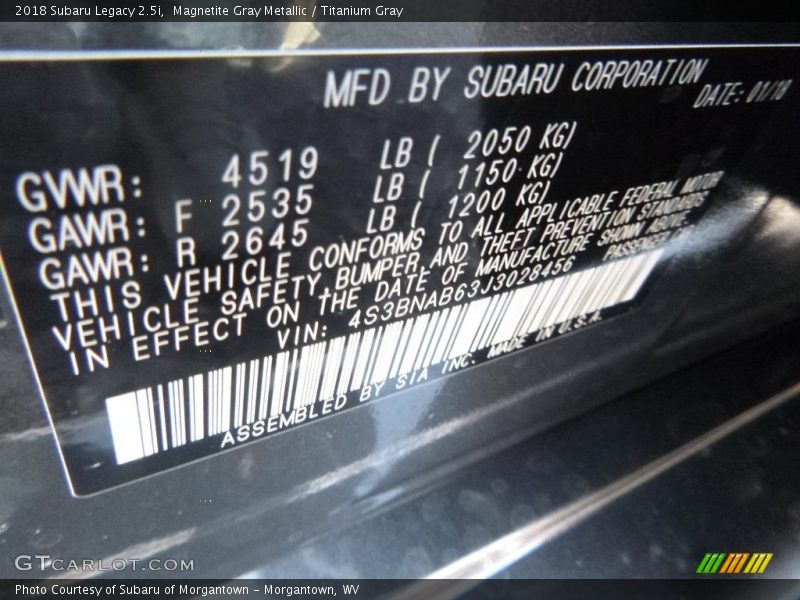 Magnetite Gray Metallic / Titanium Gray 2018 Subaru Legacy 2.5i