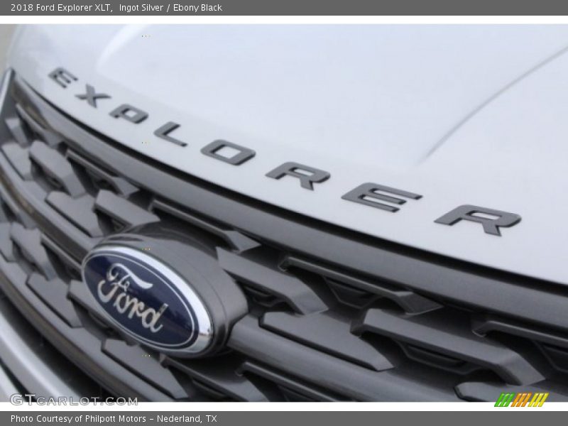 Ingot Silver / Ebony Black 2018 Ford Explorer XLT