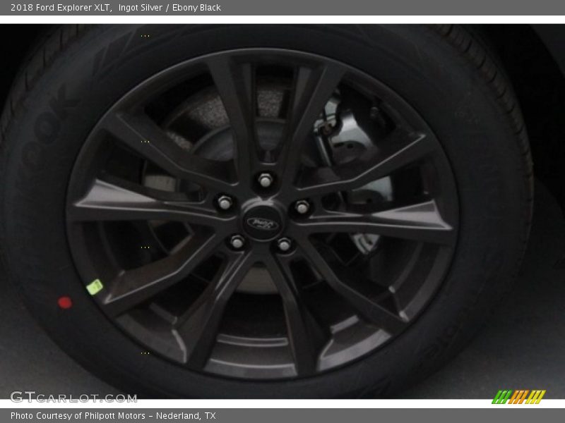 Ingot Silver / Ebony Black 2018 Ford Explorer XLT