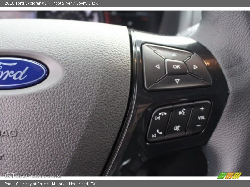Ingot Silver / Ebony Black 2018 Ford Explorer XLT