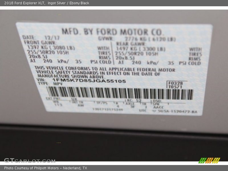Ingot Silver / Ebony Black 2018 Ford Explorer XLT