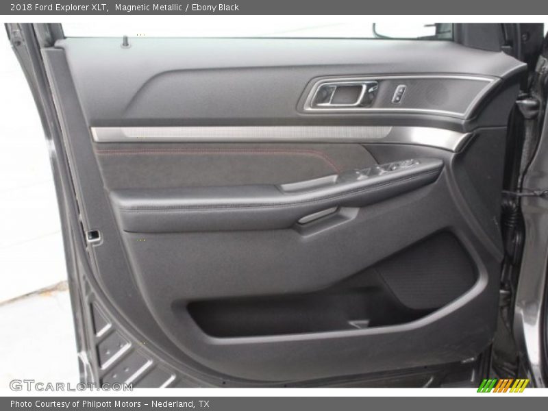 Magnetic Metallic / Ebony Black 2018 Ford Explorer XLT