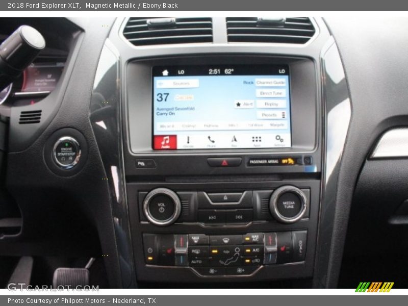 Magnetic Metallic / Ebony Black 2018 Ford Explorer XLT