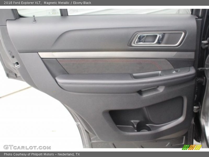 Magnetic Metallic / Ebony Black 2018 Ford Explorer XLT