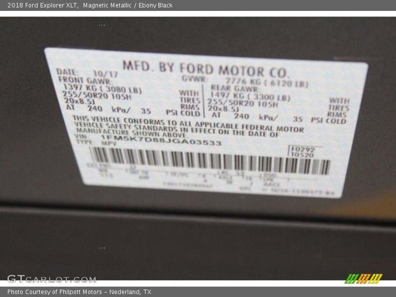 Magnetic Metallic / Ebony Black 2018 Ford Explorer XLT