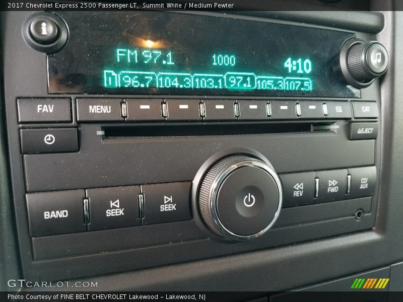 Summit White / Medium Pewter 2017 Chevrolet Express 2500 Passenger LT