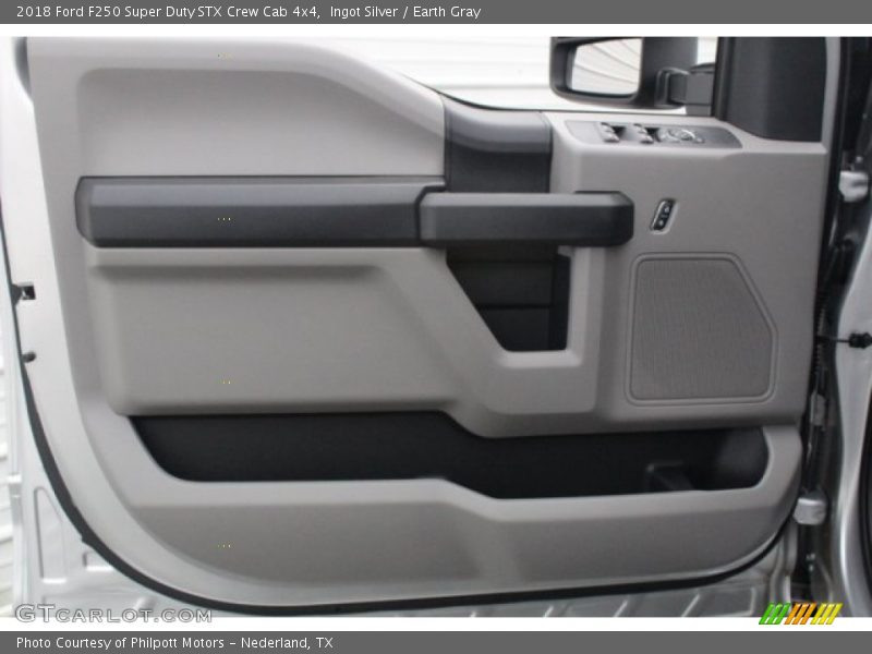 Ingot Silver / Earth Gray 2018 Ford F250 Super Duty STX Crew Cab 4x4