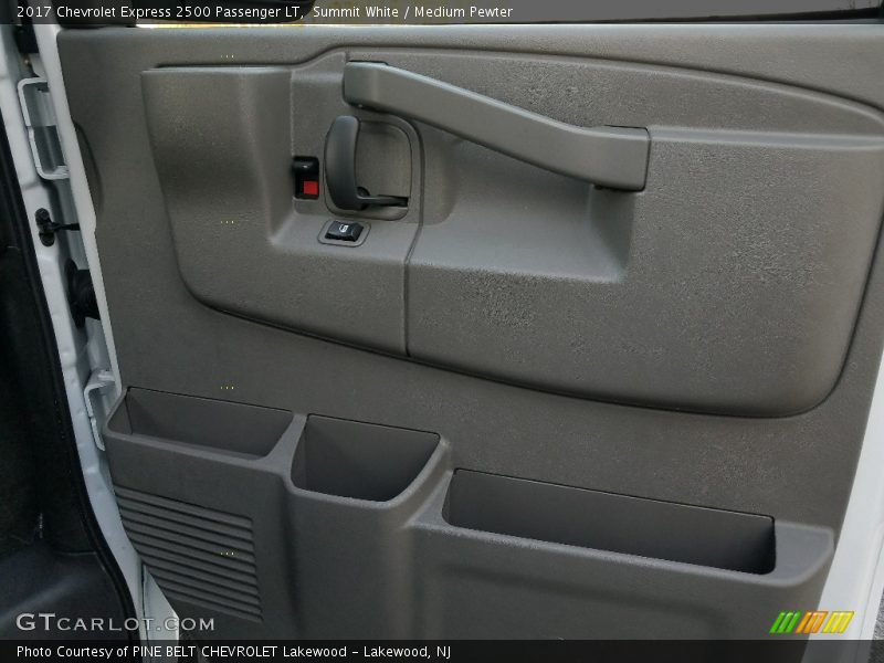 Summit White / Medium Pewter 2017 Chevrolet Express 2500 Passenger LT