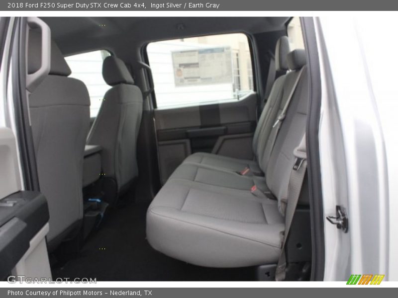 Ingot Silver / Earth Gray 2018 Ford F250 Super Duty STX Crew Cab 4x4