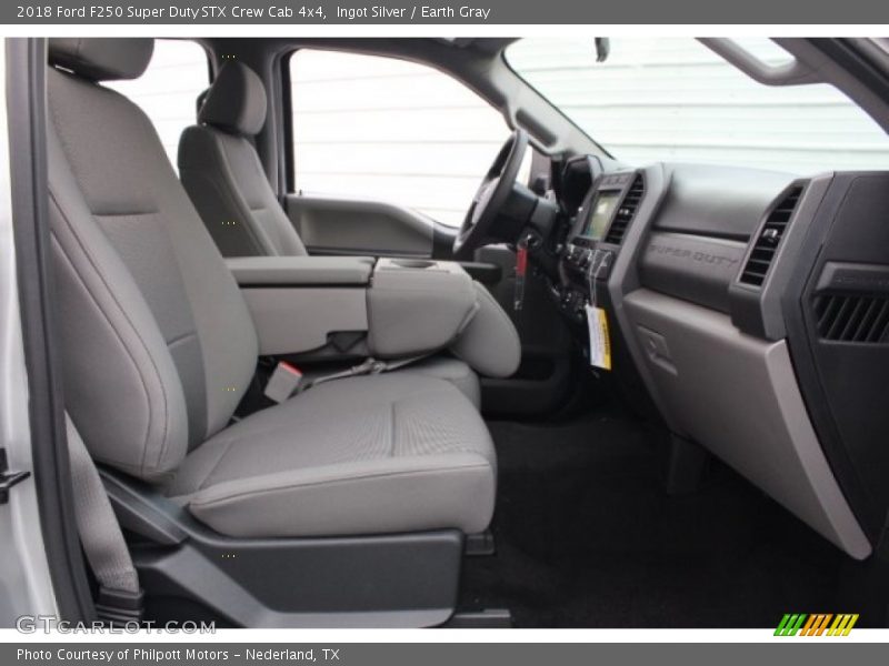 Ingot Silver / Earth Gray 2018 Ford F250 Super Duty STX Crew Cab 4x4