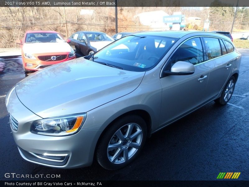 Luminous Sand Metallic / Off Black 2017 Volvo V60 T5 AWD