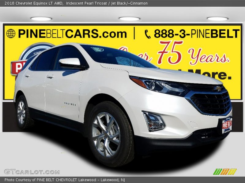 Iridescent Pearl Tricoat / Jet Black/­Cinnamon 2018 Chevrolet Equinox LT AWD