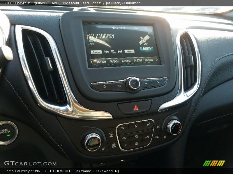 Iridescent Pearl Tricoat / Jet Black/­Cinnamon 2018 Chevrolet Equinox LT AWD