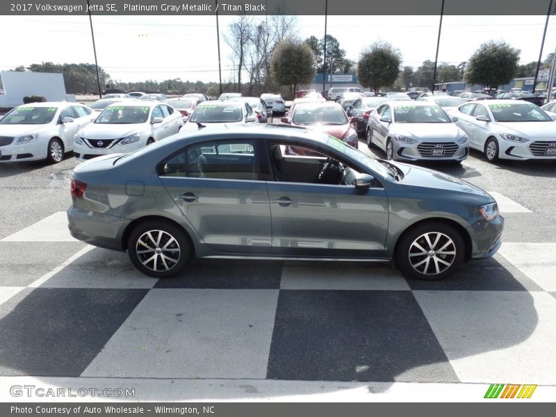 Platinum Gray Metallic / Titan Black 2017 Volkswagen Jetta SE