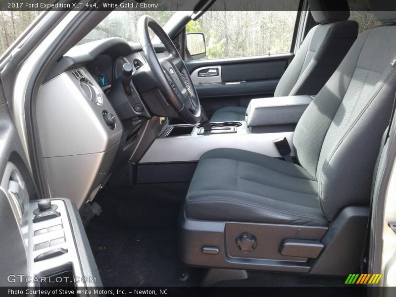 White Gold / Ebony 2017 Ford Expedition XLT 4x4