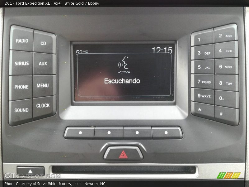 White Gold / Ebony 2017 Ford Expedition XLT 4x4
