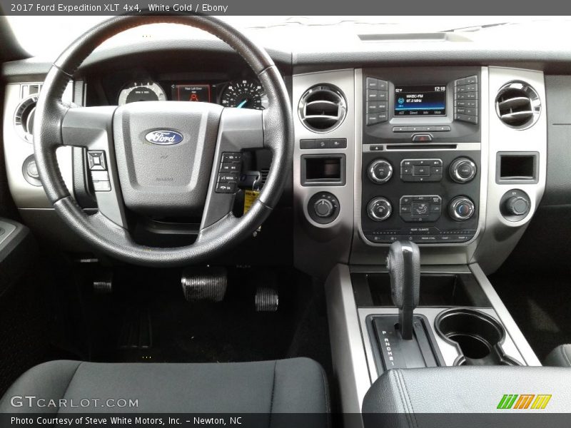 White Gold / Ebony 2017 Ford Expedition XLT 4x4