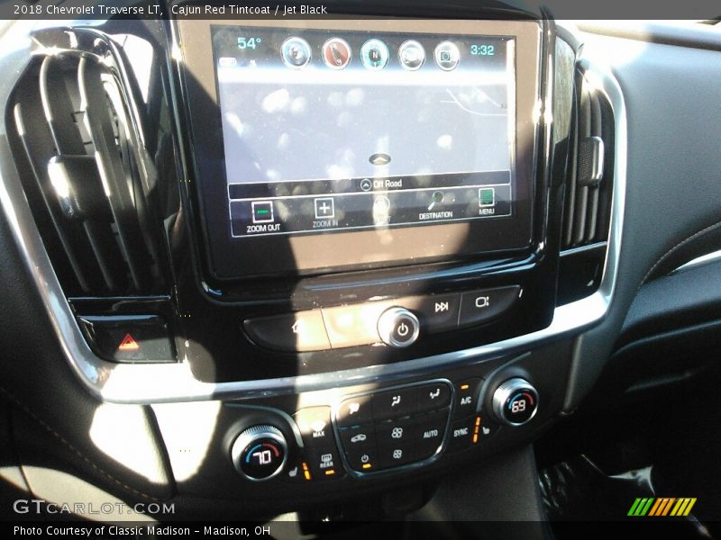 Cajun Red Tintcoat / Jet Black 2018 Chevrolet Traverse LT