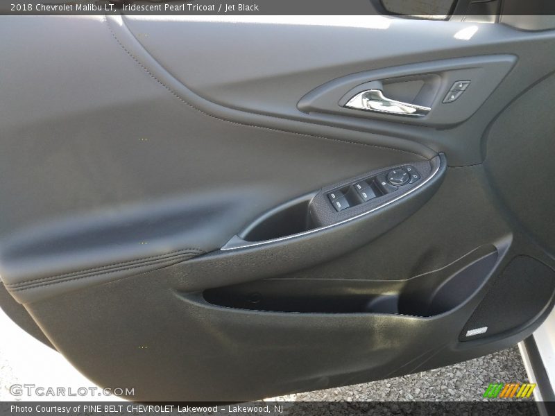 Iridescent Pearl Tricoat / Jet Black 2018 Chevrolet Malibu LT