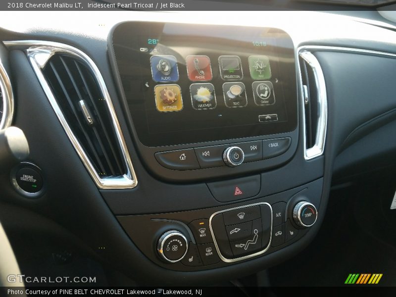 Iridescent Pearl Tricoat / Jet Black 2018 Chevrolet Malibu LT