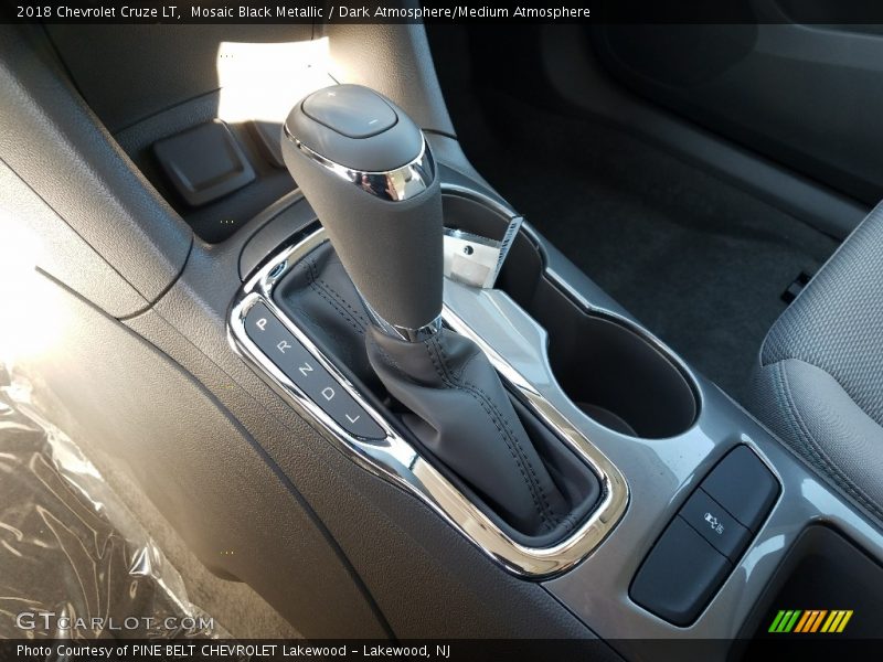 Mosaic Black Metallic / Dark Atmosphere/Medium Atmosphere 2018 Chevrolet Cruze LT