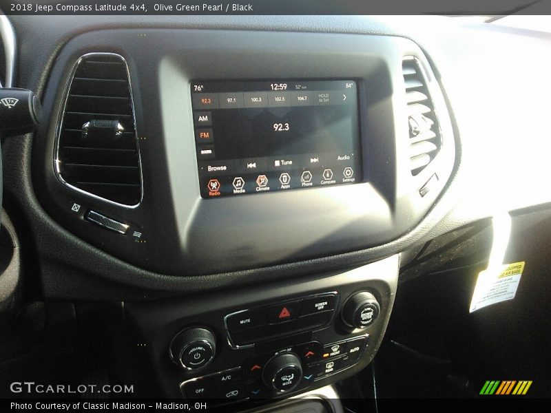Olive Green Pearl / Black 2018 Jeep Compass Latitude 4x4