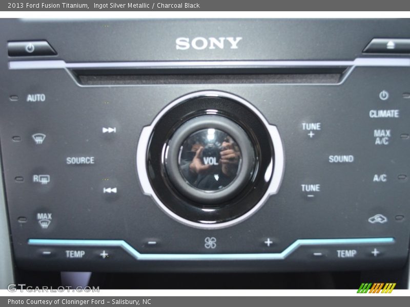Ingot Silver Metallic / Charcoal Black 2013 Ford Fusion Titanium