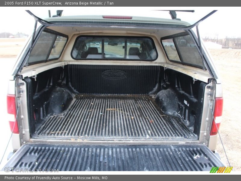 Arizona Beige Metallic / Tan 2005 Ford F150 XLT SuperCrew