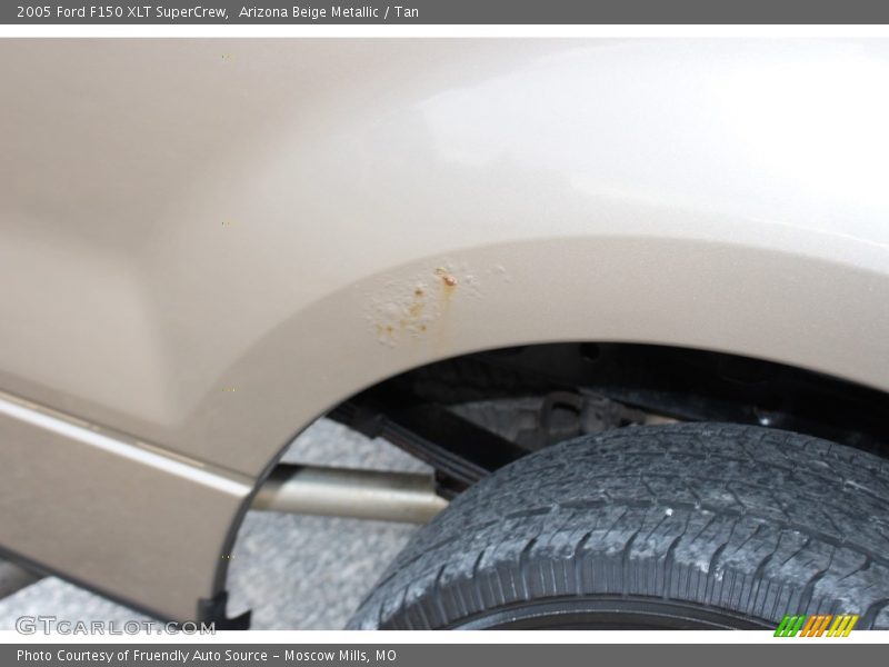 Arizona Beige Metallic / Tan 2005 Ford F150 XLT SuperCrew