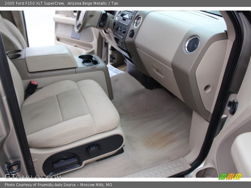 Arizona Beige Metallic / Tan 2005 Ford F150 XLT SuperCrew