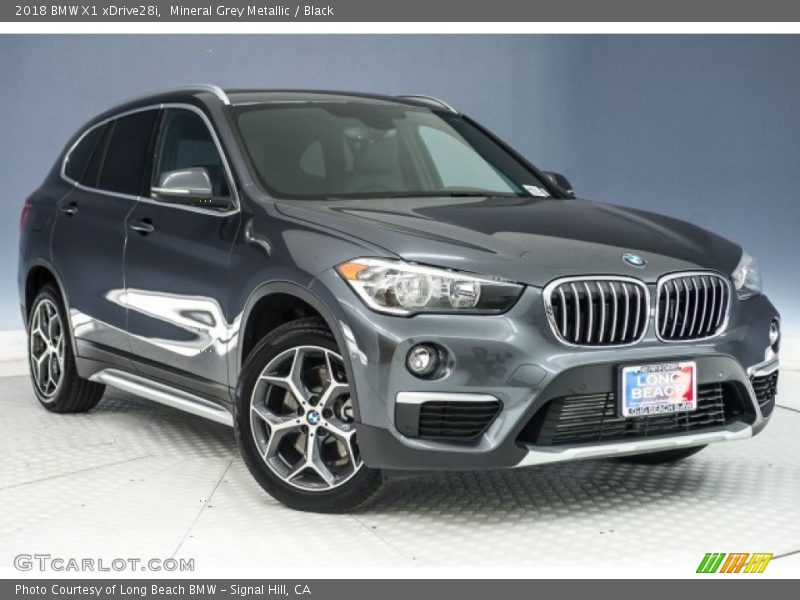 Mineral Grey Metallic / Black 2018 BMW X1 xDrive28i