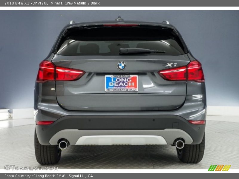 Mineral Grey Metallic / Black 2018 BMW X1 xDrive28i