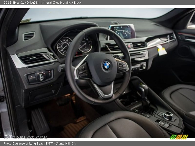 Mineral Grey Metallic / Black 2018 BMW X1 xDrive28i