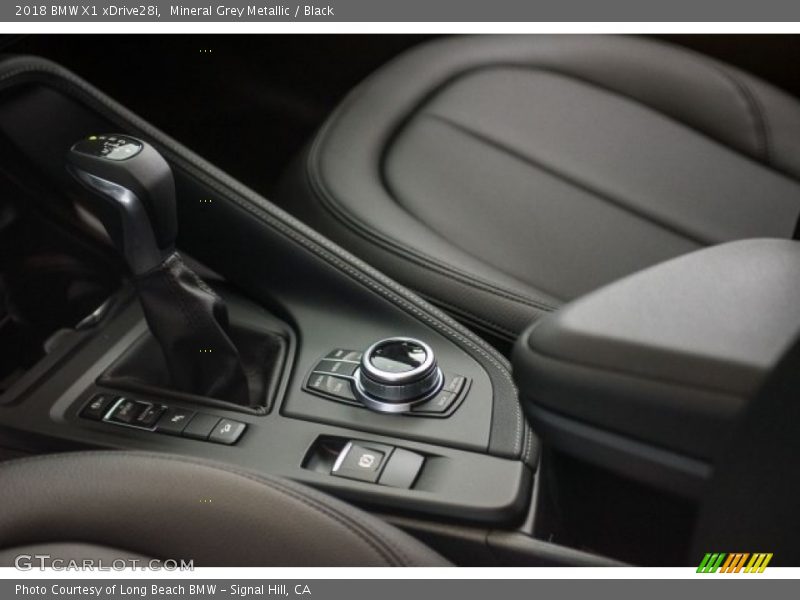 Mineral Grey Metallic / Black 2018 BMW X1 xDrive28i