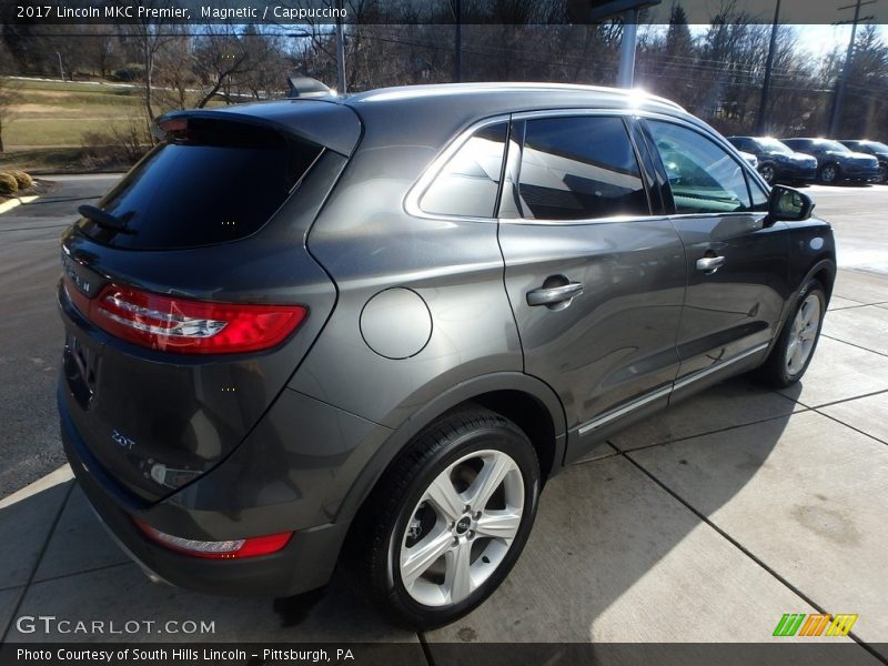 Magnetic / Cappuccino 2017 Lincoln MKC Premier
