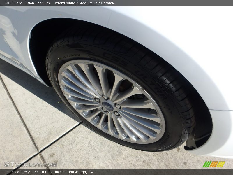 Oxford White / Medium Soft Ceramic 2016 Ford Fusion Titanium