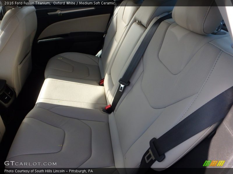 Oxford White / Medium Soft Ceramic 2016 Ford Fusion Titanium