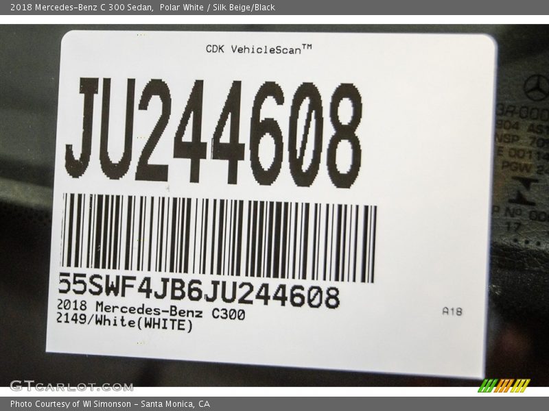 Polar White / Silk Beige/Black 2018 Mercedes-Benz C 300 Sedan