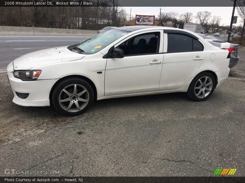 Wicked White / Black 2008 Mitsubishi Lancer DE