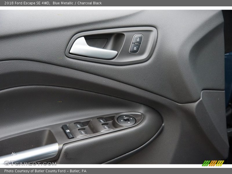 Blue Metallic / Charcoal Black 2018 Ford Escape SE 4WD