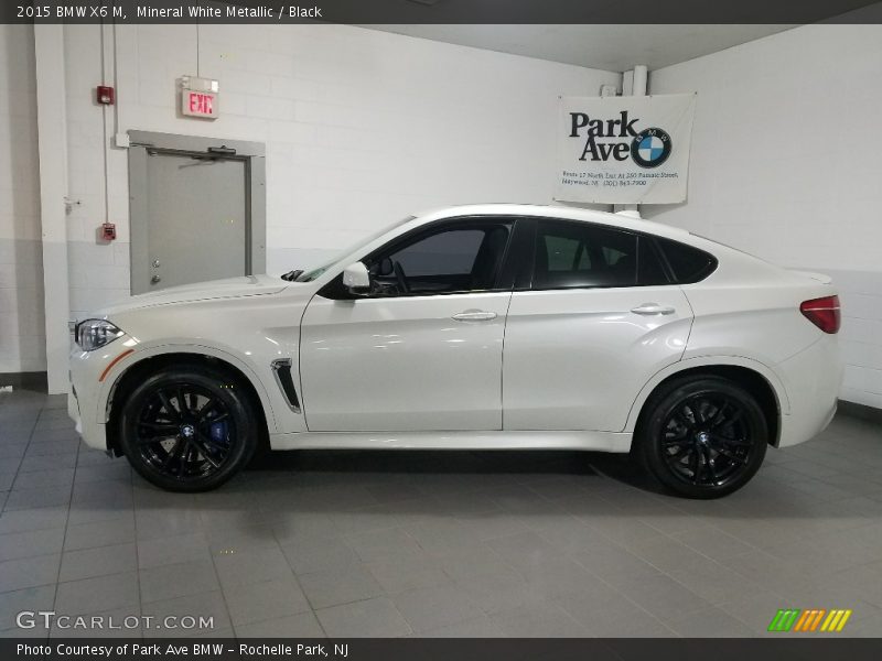 Mineral White Metallic / Black 2015 BMW X6 M