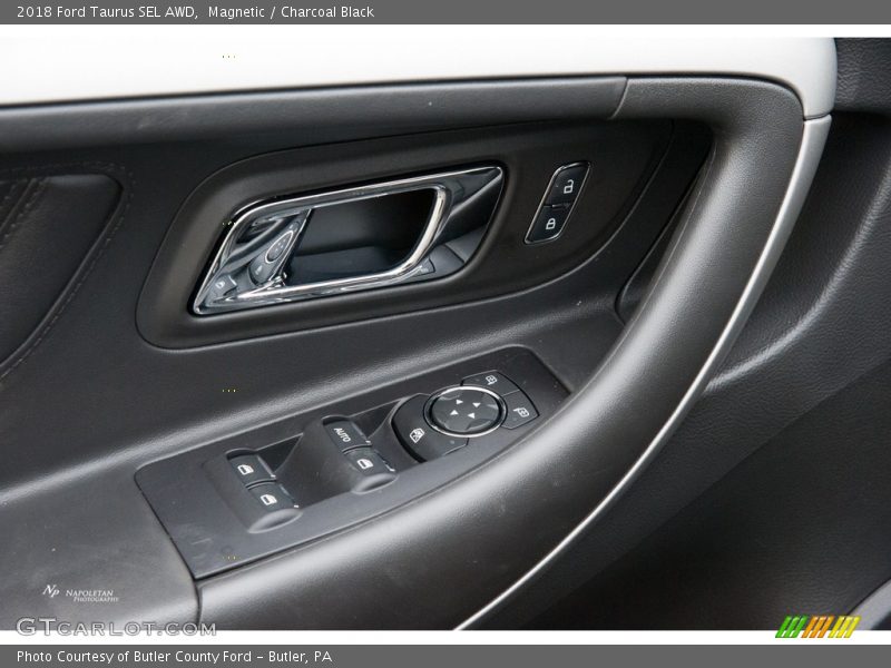 Magnetic / Charcoal Black 2018 Ford Taurus SEL AWD
