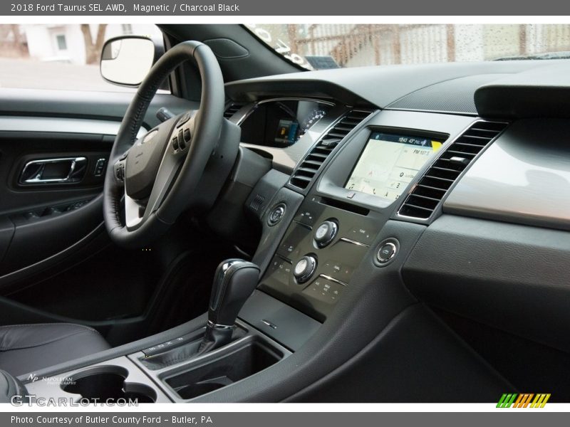 Magnetic / Charcoal Black 2018 Ford Taurus SEL AWD