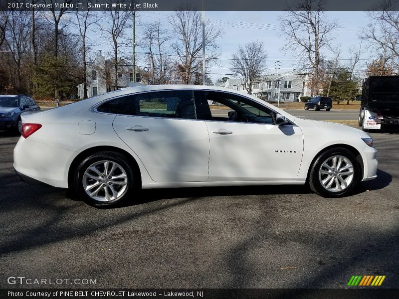 Summit White / Jet Black 2017 Chevrolet Malibu LT