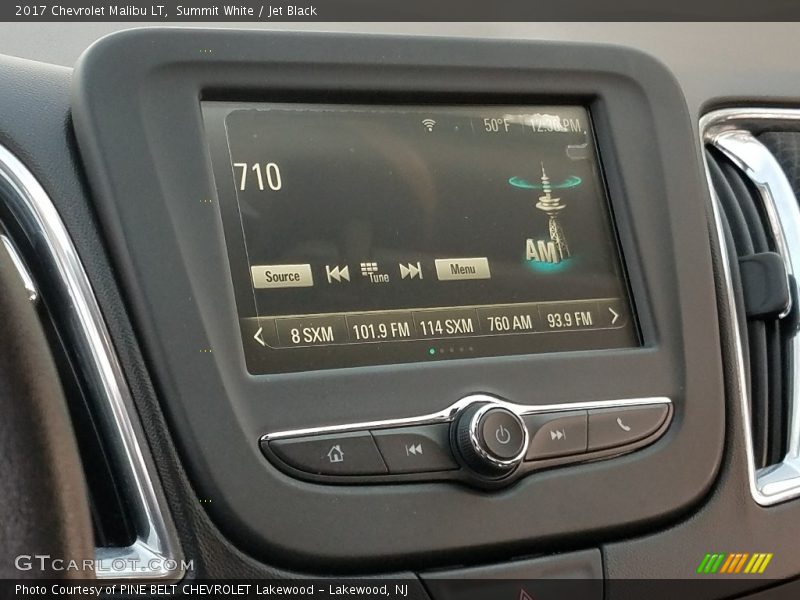 Summit White / Jet Black 2017 Chevrolet Malibu LT