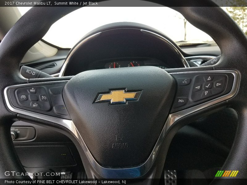 Summit White / Jet Black 2017 Chevrolet Malibu LT