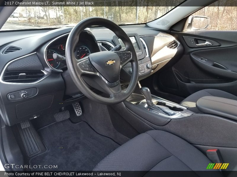 Summit White / Jet Black 2017 Chevrolet Malibu LT