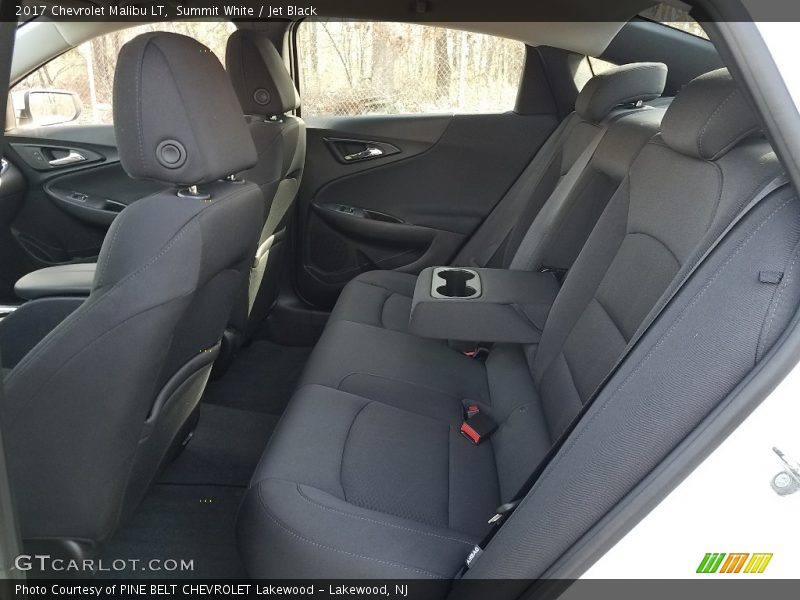 Summit White / Jet Black 2017 Chevrolet Malibu LT